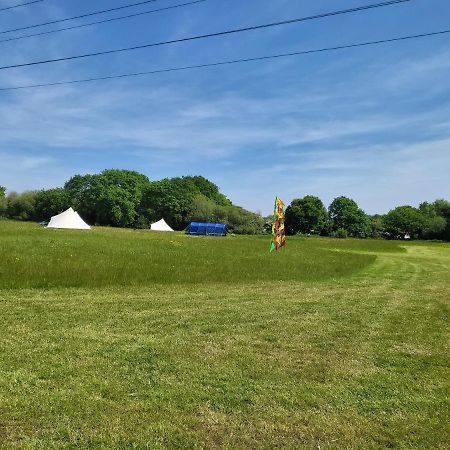 Dorset Glamping Fields 호텔 Corfe Mullen 외부 사진