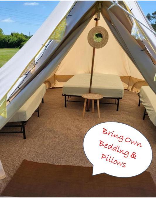 Dorset Glamping Fields 호텔 Corfe Mullen 외부 사진