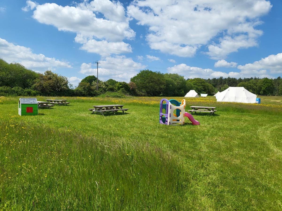 Dorset Glamping Fields 호텔 Corfe Mullen 외부 사진